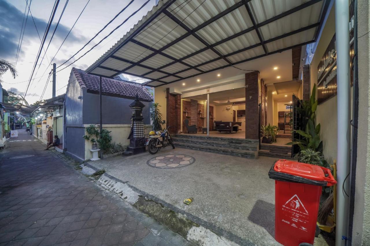 Padma Lodge Legian Seminyak  Exterior photo